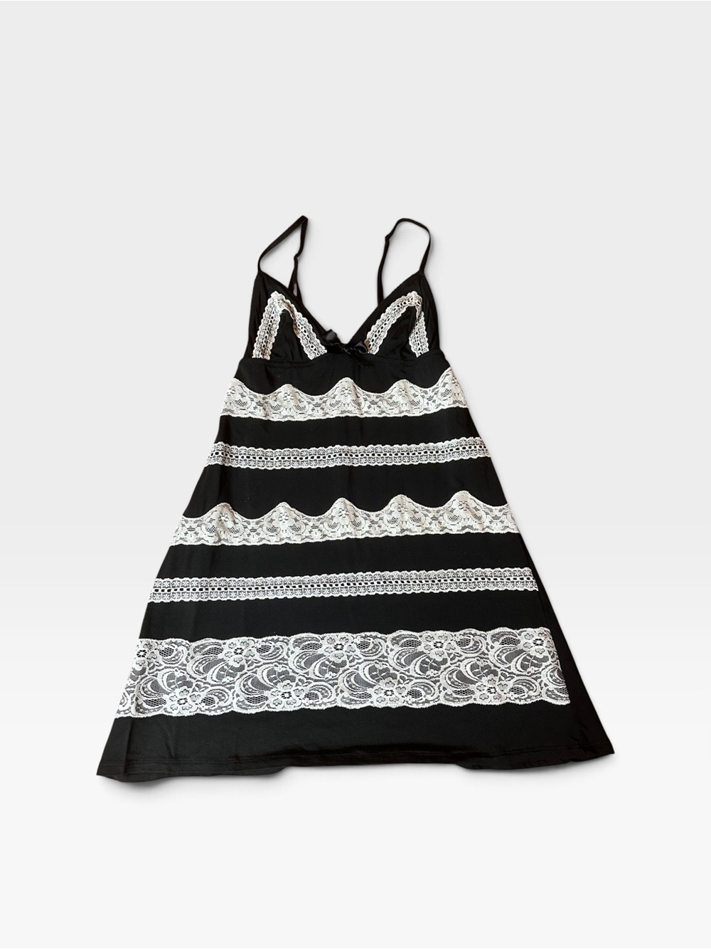 Victoria’s Secret Black & White Lace Detail Chemise Size Small